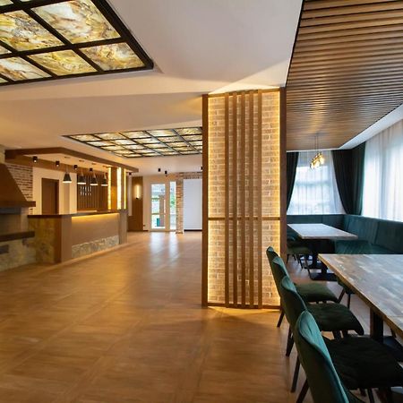 Berghaus Bucovina Hotel Campulung Moldovenesc Exterior photo